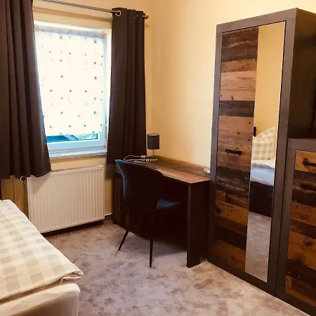 Restaurant Oberland Neuhaus am Rennweg