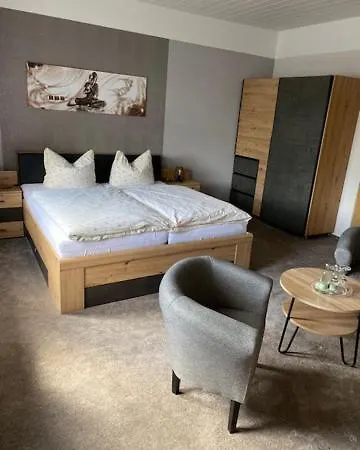 Hotel Restaurant Oberland Neuhaus am Rennweg