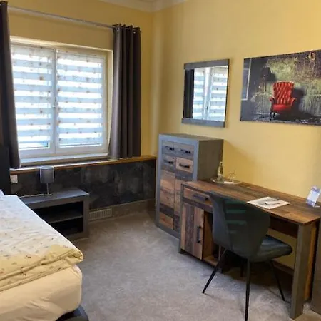 Restaurant Oberland Hotel *