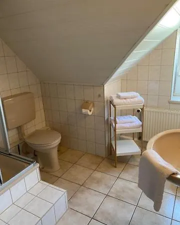 Restaurant Oberland Neuhaus am Rennweg