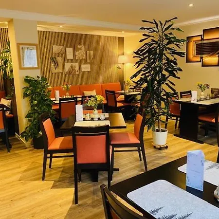 Restaurant Oberland Hotel Neuhaus am Rennweg