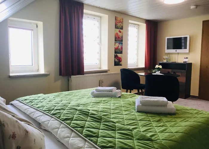 Restaurant Oberland Neuhaus am Rennweg